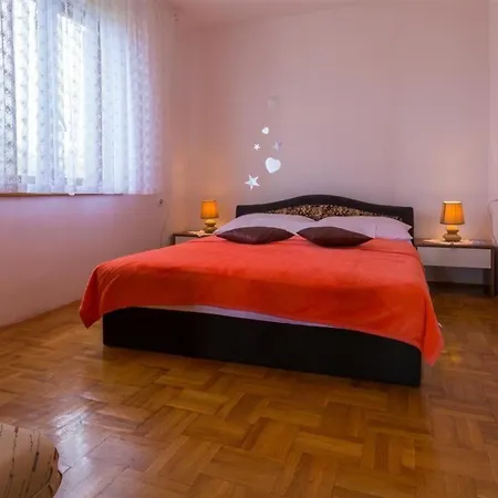Appartement Fuer 6 Personen Ca 56 Qm In Jadranovo, Kvarner Bucht Crikvenica Und Umgebung